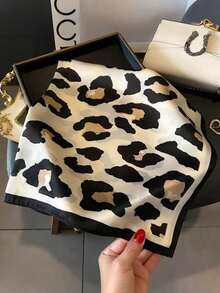 1pc Leopard Print Satin Square Scarf, Women's Versatile Animal Pattern Neck Scarf - Multicolor - View 4