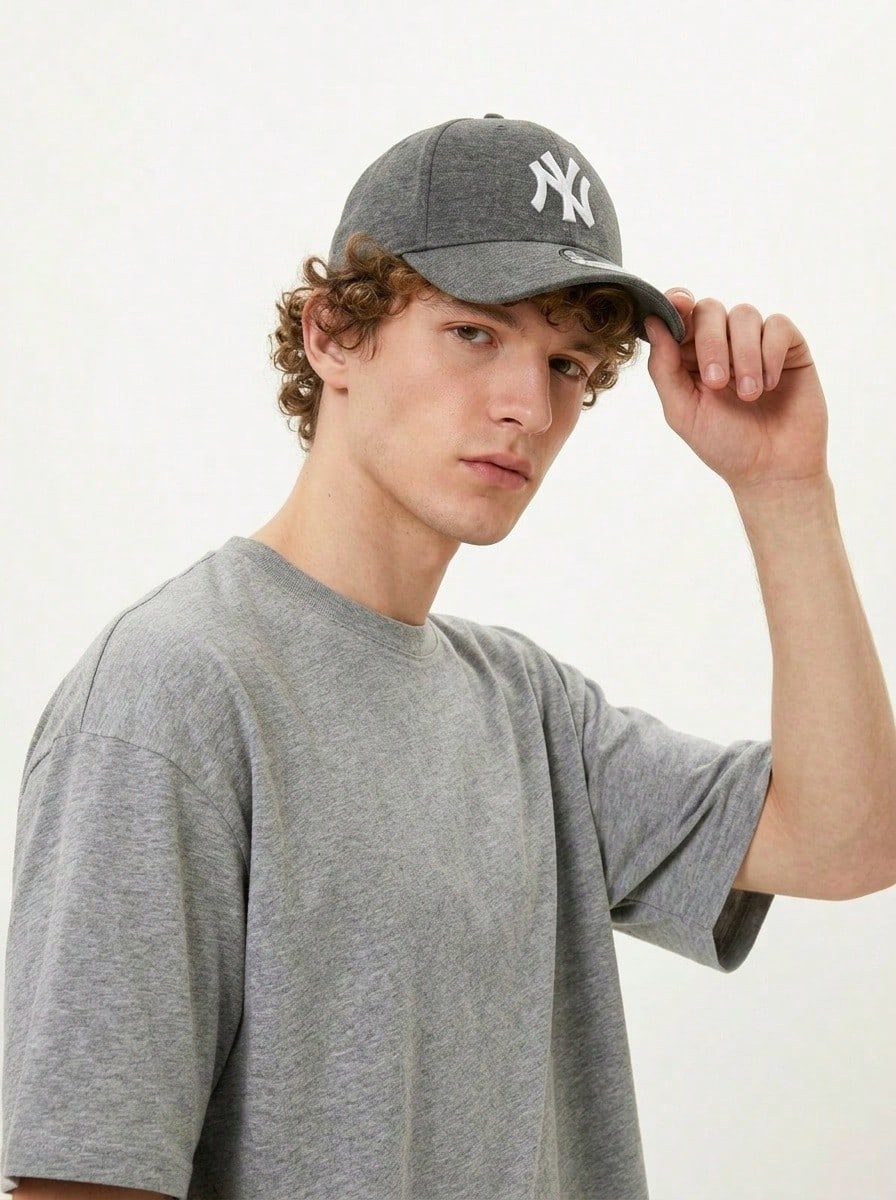 9Forty Unisex Cap Grey - Grey - View 1