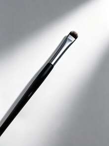1pc Angled Concealer Brush, Precise Concealing / Eye Blending 2-In-1 Makeup Brush, Beginner-Friendly Beauty Tool - Multicolor - View 8