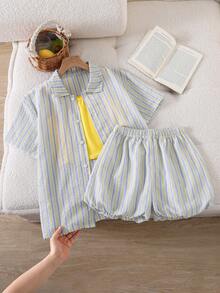Conjunto de 3 piezas de ropa para niñas, con rayas verticales azules, amarillas y blancas con textura de tela arrugada de burbujas, una camisa de cuello casual, brillante - Amarillo - Ver 1