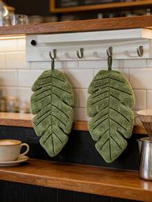 These Towels Feature A Banana Leaf Pattern Design And Are Made Of Soft, Absorbent Coral Fleece Material. They Are Perfect For Bathroom, Kitchen And Home Use, Making Them A Great Gift For Plant Lovers And A Beautiful Decoration For Your Space. - Multicolor - View 6