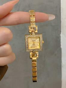1 buah Jam Tangan Wanita Modis Terbaru, Dial Segitiga Elegan, Jam Tangan Quartz untuk Bisnis, Cocok untuk Kehidupan Sehari-hari, Pesta, dan Perjamuan - Emas - View 2