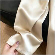 Pantalones rectos de mujer de tela de satén con pliegue delantero y decoración de nudo, adecuados para ir al trabajo, uso diario en primavera/verano - Caqui - Ver 8