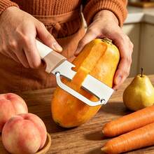 1PC/2PCS Home Peeler, Minimalist Fun Multi-Function Fruit Peeling Knife, Non-Slip Comfortable Grip Kitchen Common Fruit And Vegetable Peeling Tool, Suitable For Processing Potatoes, Apples, Hard Skin And Soft Skin Ingredients, Peeler For Daily Meal Preparation - Multicolor - View 3