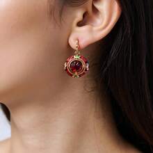 Vintage Royal Style Ruby Red Enamel Earrings, Niche Design Colorful Gemstone Embellished Ear Pendants - Red - View 3