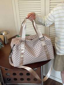 New Fashionable Travel Bag With Jacquard Pattern, Minimalist Niche Design, Stylish And Popular, Suitable For Short Trips, Fitness, With Spliced Color Blocks, Large Capacity, Versatile - Red - View 2