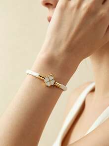 1pc White Leather Four-Leaf Clover Pendant Bracelet, Gold Clasp, Minimalist Style Lucky Bracelet, Suitable For Daily And Office Wear Women Accessory - Ivory - Gold Clover - View 2