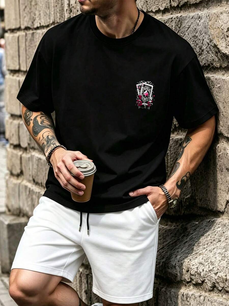 一套加大码男士圆领短袖黑桃A印花T恤（带胸贴）+抽绳短裤，休闲日常穿着套装 - 黑色 - 查看 1
