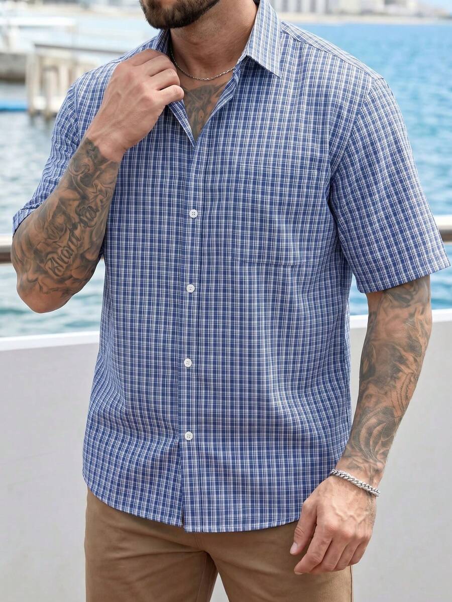 Camisa Casual Masculina de Manga Curta com Estampa Xadrez e Abotoamento Simples - Azul - Visão 1