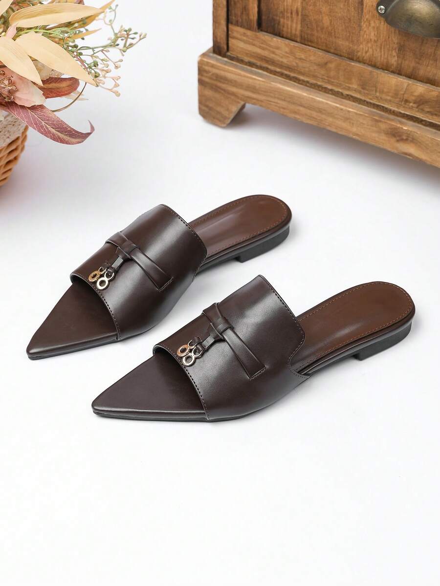 Women's Pointed Toe Flat Sandals 2026 Spring/Summer New Versatile Soft Sole Beach Sandals Fashion Roman Sandals Plus Size Women's Shoes 41-42 - Dark Brown - View 1