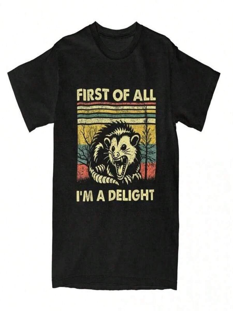 Camiseta de Verano con Estampado de Memes de Opossum Vintage de Algodón para Hombre y Mujer: "Primero que Todo, Soy un Encanto, Sarcastico, Enojado, Amante de los Opossums" - Negro - Ver 1