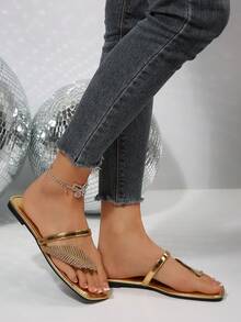 Women's Rhinestone Leaf Gold Flip Flops Slippers - Gold - View 8