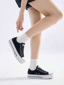 Converse Chuck Taylor All Star Lift Women's Sneakers 560250C - Black/White - View 1