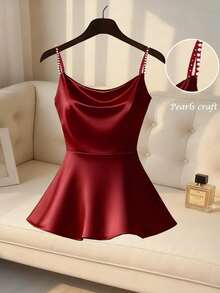 Top de satén elegante de unicolor con tirantes de perlas y bajo en línea A, adecuado para fiestas - Rojo - Ver 1