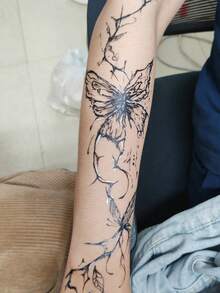 1pc Dark Ink-Style Butterfly Vine Lines Pattern Tattoo Sticker, Temporary Tattoo Sticker, Simulated Tattoo Design, Suitable For Travel, Music Festival, Games, Graduation Gifts, Lasts For 3-5 Days - Black - View 3