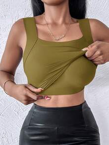 ChicMe 女款無縫內墊背心，無袖方領修身內搭背心，高彈性修身款，休閒基礎夏季內搭衫 - 橄欖綠 - 查看 4
