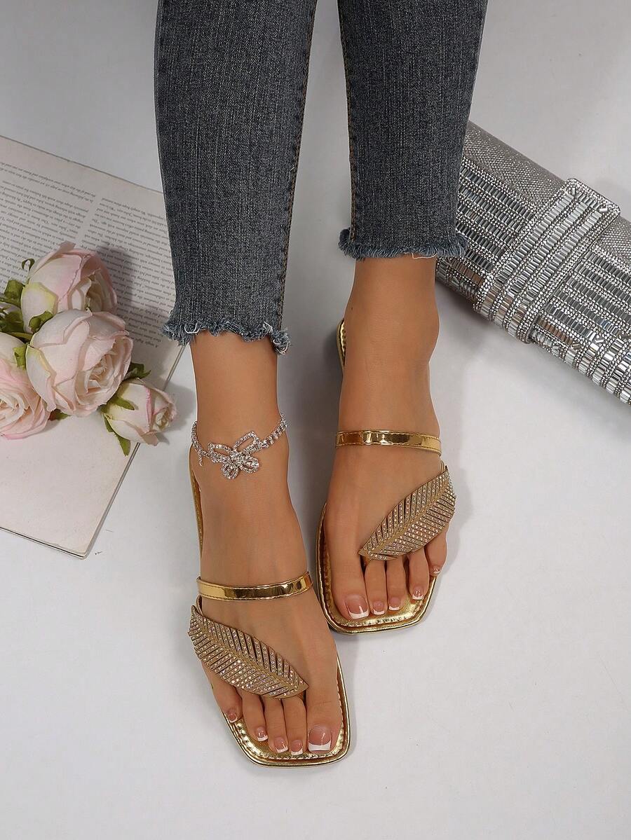 Women's Rhinestone Leaf Gold Flip Flops Slippers - Gold - View 1