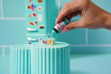 ZURU Mini Brands Fill The Fridge Series 1, Plastic Mini Figure Set, Collectible Miniature Toys - Multicolor - View 10