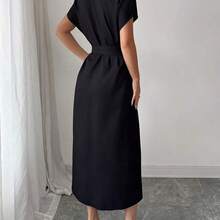 Vestido camisero casual de mujer de unicolor, de manga corta, con cuello de solapa y abotonadura sencilla hasta la mitad del muslo - Caqui - Ver 3