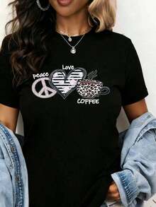 Soft 100% Cotton T-Shirt. "Solt Peace Love Coffee" Graphic T-Shirt With Leopard And Heart Print Coffee Cup Design For Women, Casual Wear, Gift Idea For Coffee Lovers. - 黑色 - 查看 1
