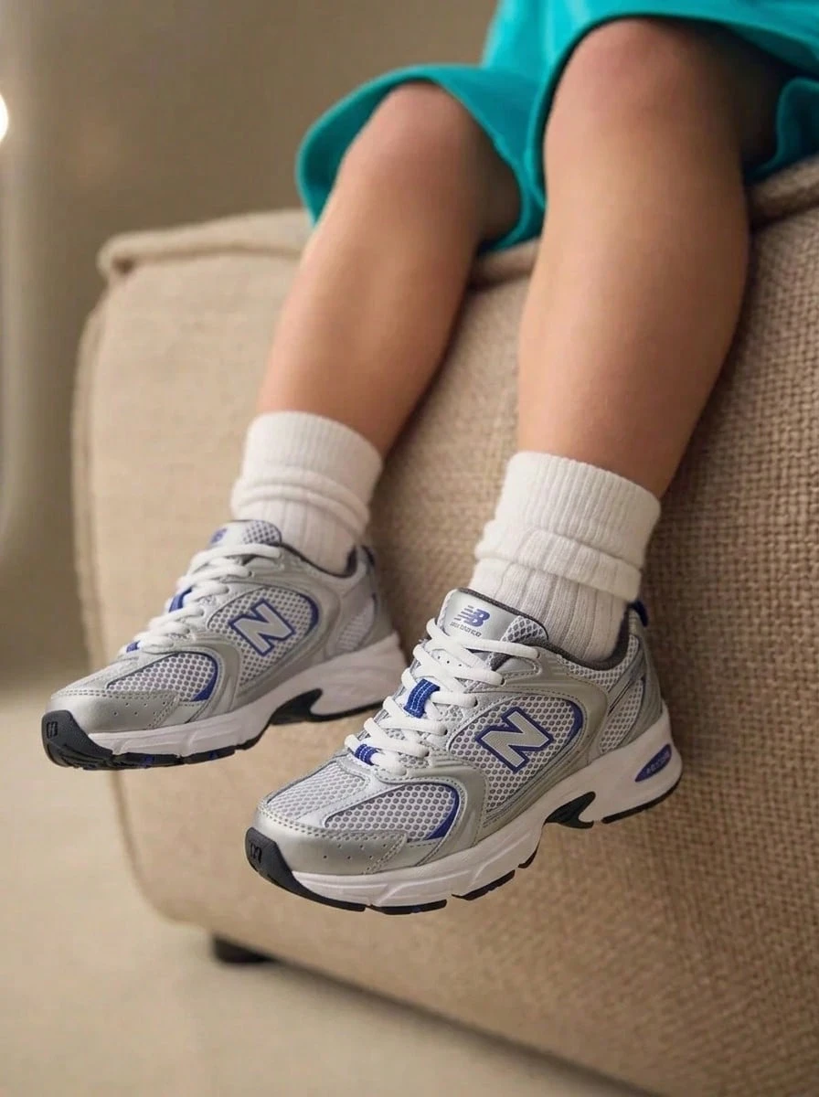 New Balance 530 أحذية رياضية للأطفال فضي داكن معدني/فريق ملكي GR530ADE - Dark Silver Metallic/Team Royal - مشاهدة 1