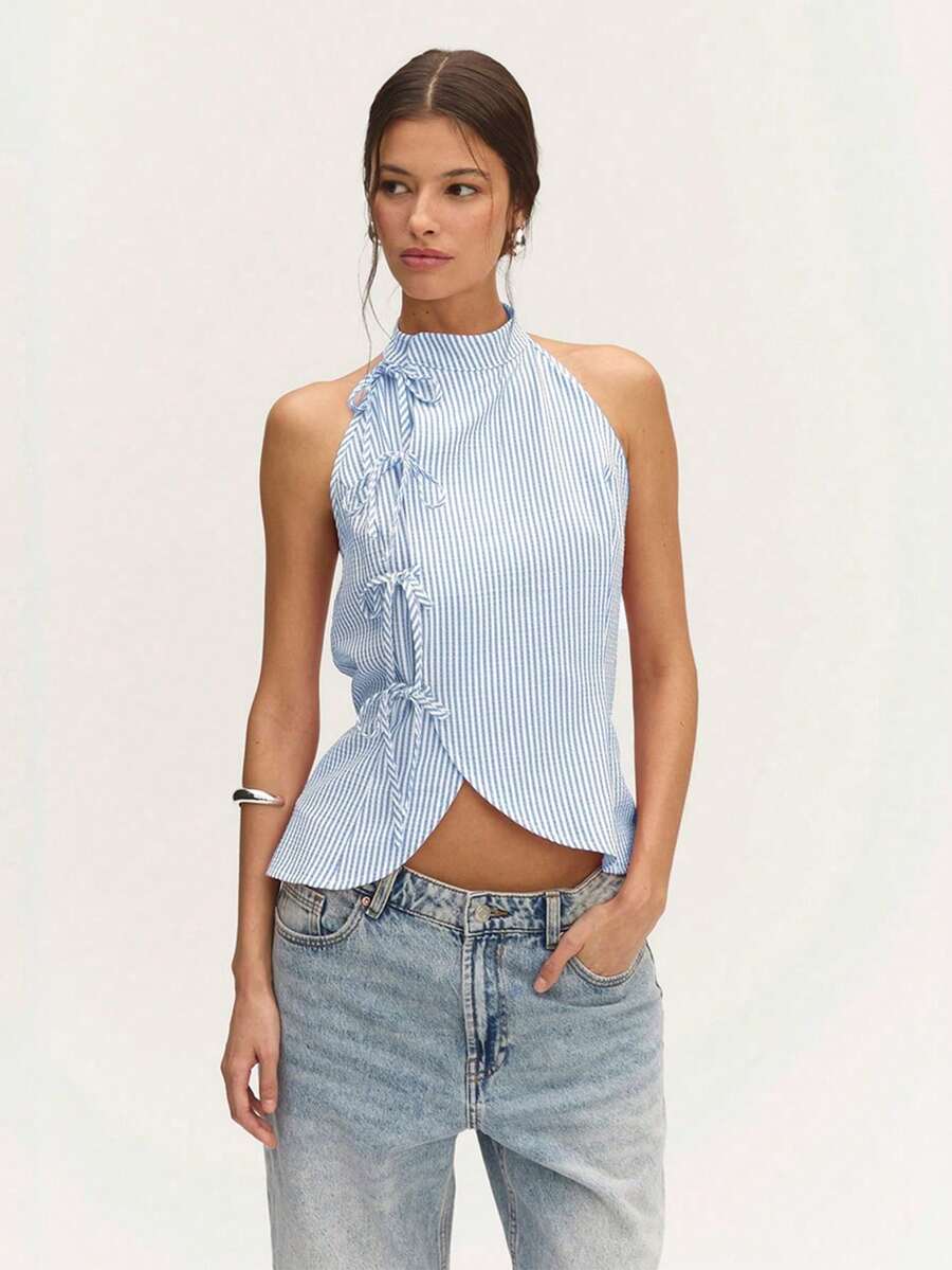 Summer Top In A Chinese Style With A Striped Linen Collar, Sleeveless And With Bow Details. - Blue and White - View 1