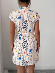 - Colección de ropa femenina de moda  LUNE Vestido elegante de verano para mujer con estampado completo, cuello con muesca y manga corta - Multicolor - Ver 3