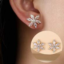 1 Pair Casual Sweet Water Drop Zirconia Petal Shaped Stud Earrings For Women, Gentle And Elegant Daily Commute Accessory - Earrings - View 5