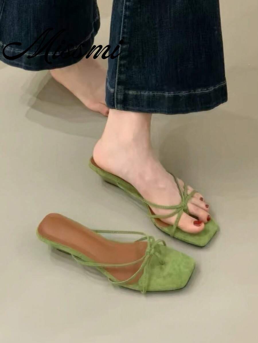 法式復古金色單條帶女款涼鞋,夏季新款,柔軟墊感,時尚方頭露趾高跟鞋 - 綠色 - 查看 1