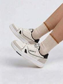 REEBOK LT COURT - Chalk/Moonstar/CoreBlack - View 1