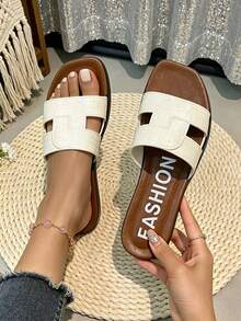 Sandalias de mujer con tiras cruzadas, sandalias planas de verano, sandalias planas casuales de mujer, sandalias de verano, sandalias blancas, zapatos de verano de mujer, sandalias de mujer, zapatos de vacaciones, pantuflas blancas, sandalias planas de mujer, sandalias cómodas de mujer, pantuflas para el hogar, sandalias planas de verano cómodas para mujer, sandalias planas de punta abierta, sandalias de playa y vacaciones, pantuflas casuales elegantes - Blanco - Ver 4