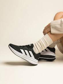 Adidas GALAXY 7 W - Core Black / Cloud White / Carbon - View 1