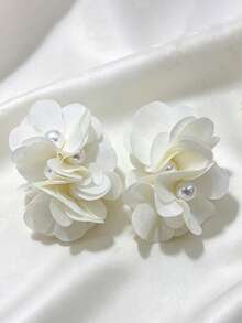 1 Pair Simple Elegant Faux Pearl Flower Ear Clips Bohemian Geometric Floral Non-Pierced Earrings For Wedding Banquet Jewelry Gift - Clip - View 14