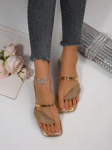Women's Rhinestone Leaf Gold Flip Flops Slippers - Gold - View 6