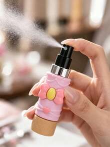 1pc Ice Cream Shape + Bow Cute Design, 5ml (Approx. 0.17oz) Mini Fine Mist Travel Spray Bottle, High-Aesthetic Girly Style Portable Sprayer. Press-Type Fine And Soft Mist, Leak-Proof And Spill-Proof, Material And Durable. Suitable For Decanting Toner, Lotion, Perfume, And Other Liquids - Multiple Styles - View 7