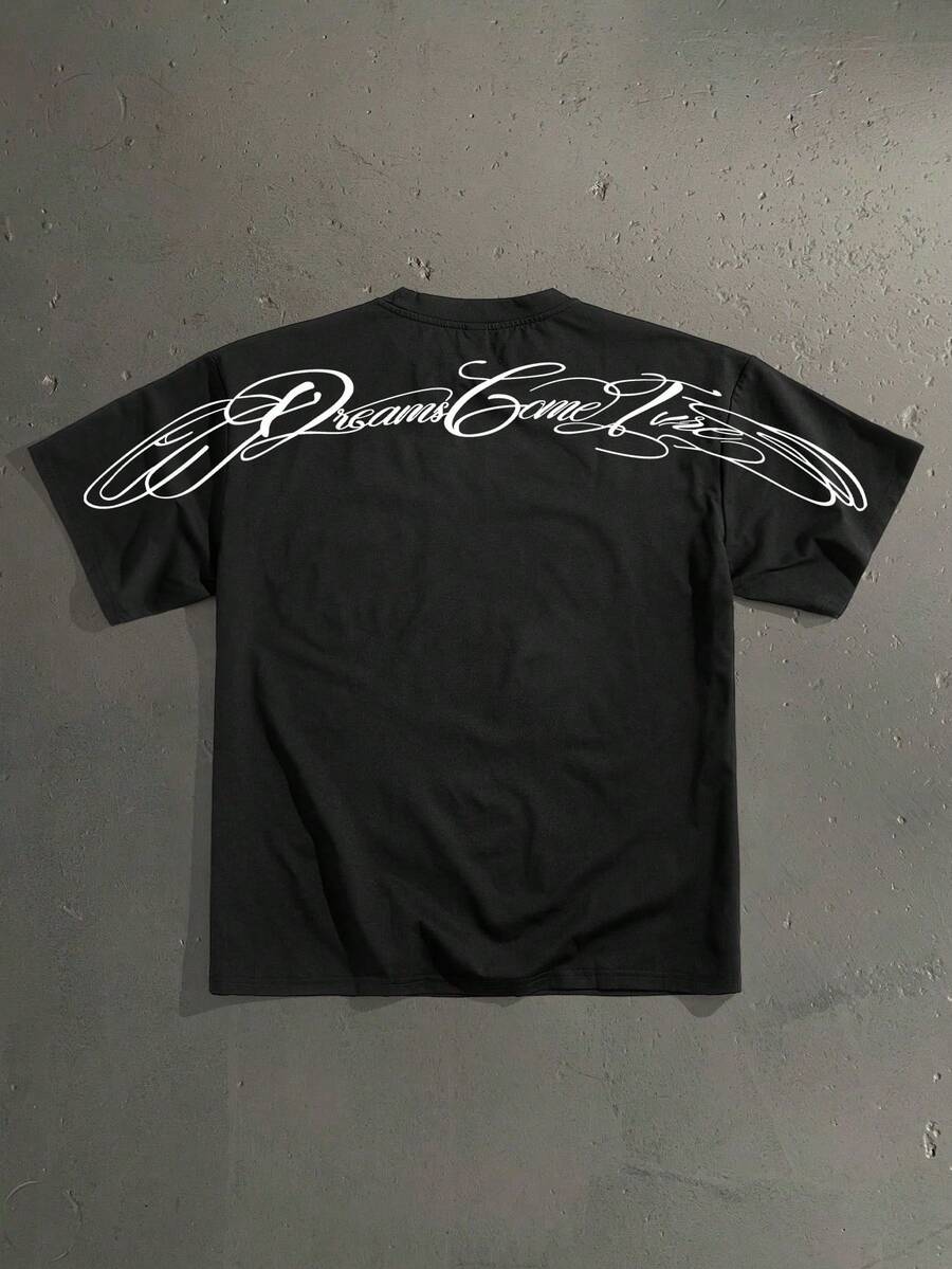 Manfinity Roghcode Camiseta de manga corta holgada de ajuste estándar para hombre con estampado de fuente manuscrita curva, esencial para citas y reuniones, atuendo de moda - Negro - Ver 1