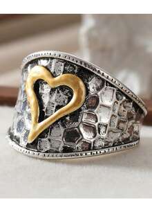 Women's Fashion Wide Band Ring, Handmade Hammered Texture, Two-Tone Heart Design, Eye-Catching, Versatile Daily Gift Accessory - Two-color - View 6