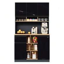 Moderner weißer Küchenschrank (105 * 45 * 185 cm), der als Sideboard oder Vitrine genutzt werden kann. Er verfügt über hochglanzlackierte Türen, Metallgriffe, verstellbare Einlegeböden, Schubladen, offene Ablageflächen und eine Kippsicherung. Geeignet für Küche, Esszimmer und Wohnzimmer. - Schwarz - Übersicht 1