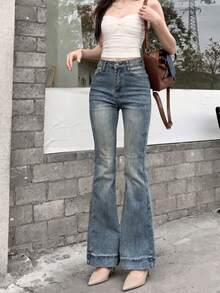 Women's Casual Versatile Daily Travel Denim Flare Jeans With Pockets And Buttons Fall - Medium Wash - View 6
