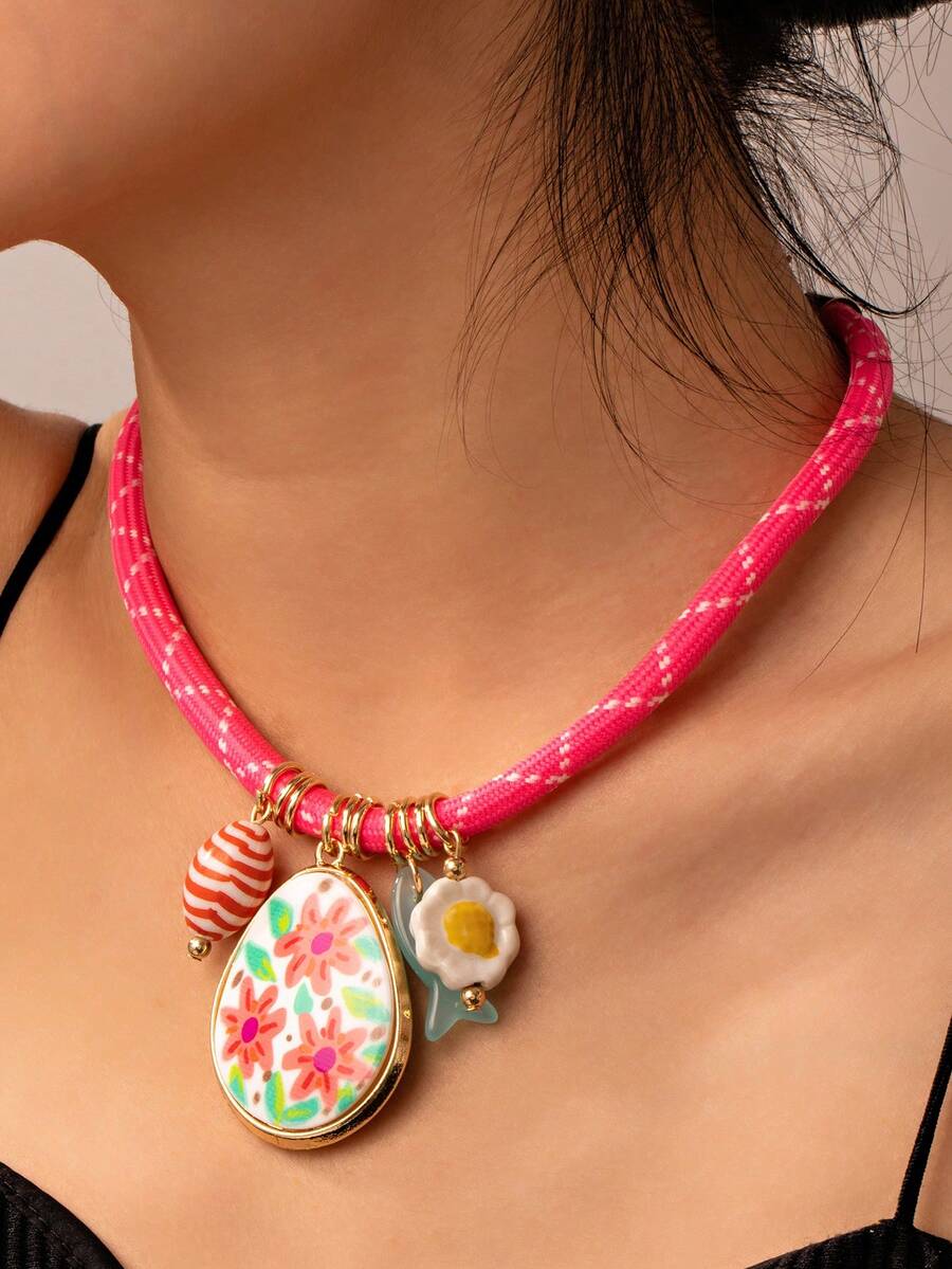 1pc Bohemian Vacation Eggshell Flower Women's Necklace (Random Accessory Color) - Multicolor 5 - View 1