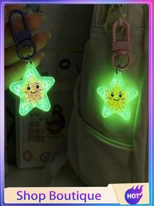 This Cute Cartoon Glow-In-The-Dark Starfish Keychain Is A Sweet Gift For Friends Or Loved Ones. Featuring A Glow-In-The-Dark Animal Pendant, It's An Ideal Birthday Gift, Holiday Decoration, And Also Perfect For Decorating Bags And Keys. - View 3
