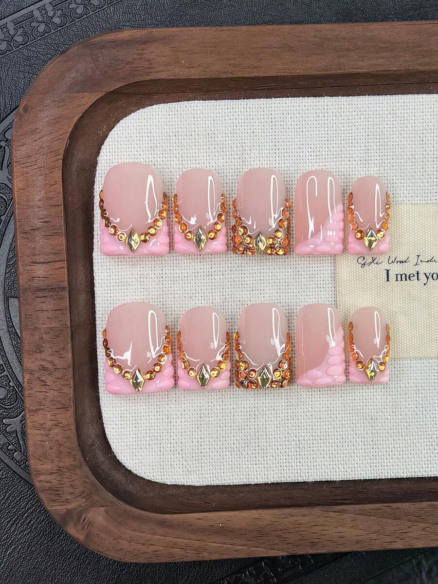 10pcs/Set Y2K Nails Handmade, Cute Nails, Pink Nails, Pink French Tip Nails, Gold Rhinestone Nails Art, Perfect For Parties & Daily Wear. Short Square Nails. Handmade Press On Nails Square, Fake Nails, Handmade Acrylic Nails, Short Nails, Summer Nail - Multicolor - View 1