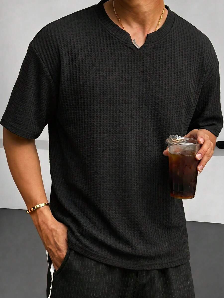 1pc Men's V-Neck Short Sleeve T-Shirt, Textured Fabric, Lightweight & Breathable, Suitable For Summer, Anti-Pilling & Deformation, Casual Style, Machine Washable, For Daily Commute & Outdoor Activities - Black - View 1