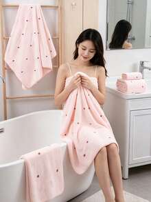 Coral Fleece Embroidered Strawberry Small Towel, Microfiber Solid Color Embroidered Strawberry Bath Towel, Strawberry Towel, Microfiber Solid Color Embroidered Strawberry Bath Towel Or Towel, Couple Style Home Hand Towel, Bath Towel, Soft Skin-Friendly Bathroom Towel, Bathroom Supplies - Pink - View 4