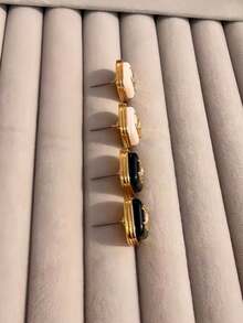 1 buah Anting Tusuk Wanita Model Baru yang Indah dengan Hiasan Berlian - Emas - View 2