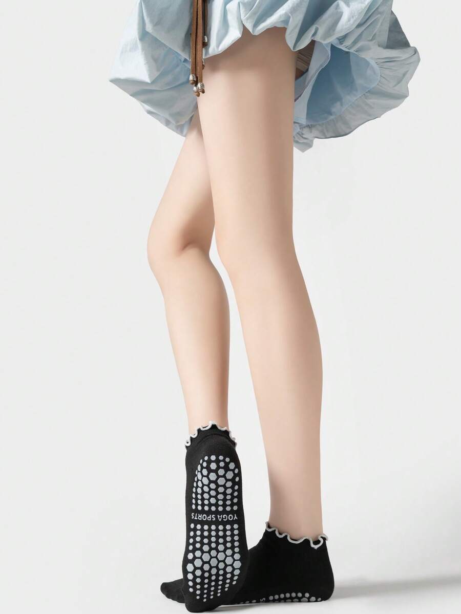 1/6 Paar Schwarz & Weiß Basic-Farbe Rüschenrand Vollsohle rutschfeste Yoga-Kurzsocken, Vollhandfläche Silikon rutschfeste Sohle, Rüschenrand Bündchen, atmungsaktiv hautfreundlich feuchtigkeitsableitend vielseitig einsetzbare Indoor-Socken - Verschiedenfarbig - Übersicht 1