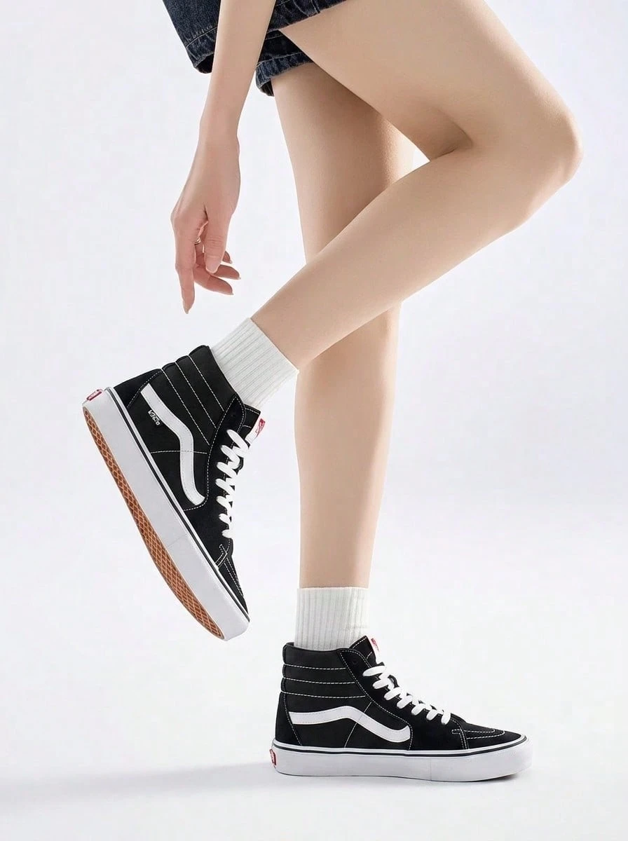 Vans Skate SK8-Hi Shoes Black VA5FCCY28 - Black and White - View 1
