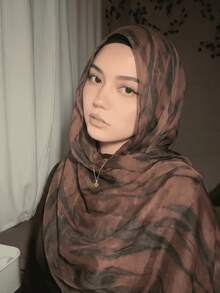 1 buah Syal Wanita Gaya Bohemian Motif Lukisan Tinta, Jilbab Kasual Musim Semi/Panas untuk Jalanan, Pelindung Matahari, Cocok untuk Pemakaian Sehari-hari, Cocok untuk Pantai Musim Panas - Cokelat dan hitam - View 3