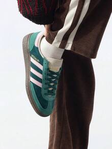 Adidas Originals HANDBALL SPEZIAL W 女式轻便跑步鞋，户外休闲健身训练运动鞋，JI2648 - 森林綠/清澈粉/乳白色 - 查看 2