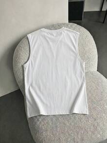 大尺碼男士寬鬆字母印花無袖背心，夏季休閒度假風上衣，街頭風、青春、極簡、校園、復古、百搭、質感、精緻、個性化、運動 - 白色 - 查看 3
